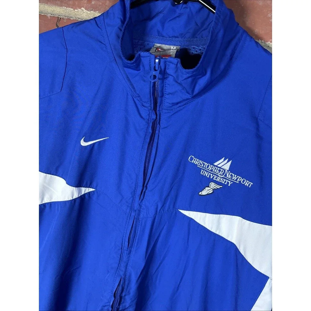 Nike christopher newport